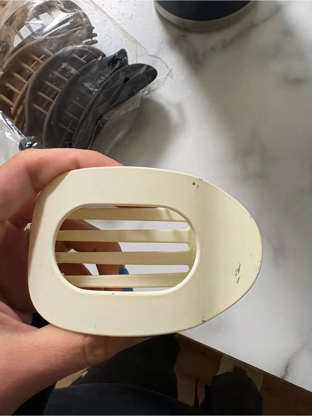 5 pieces- flat oval hair clips